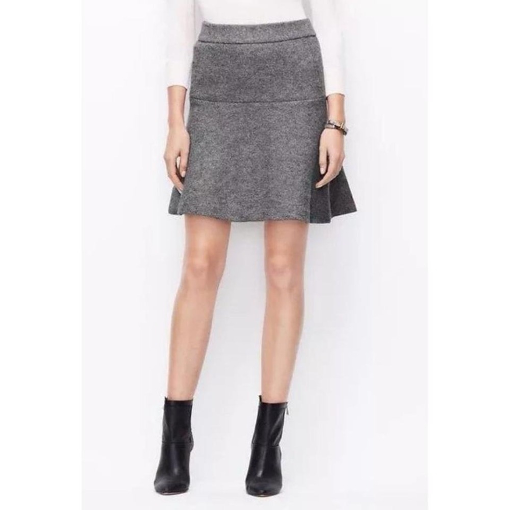 Ann Taylor boiled wool blend flounce gray‎ skirt size 6
